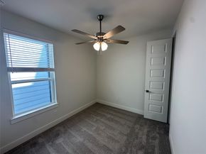 912A W 21st Street, Houston TX 77018