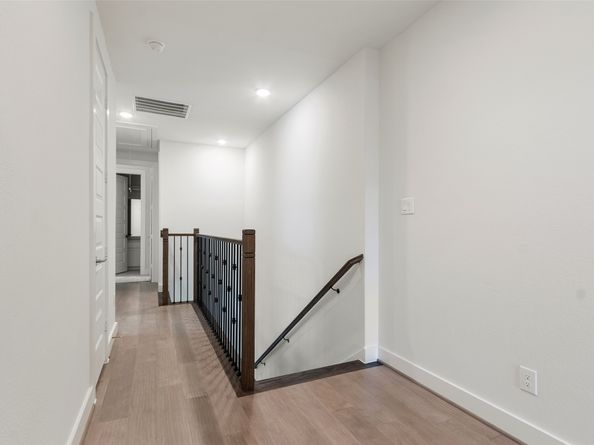 912A W 21st Street, Houston TX 77008