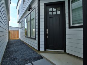 912A W 21st Street, Houston TX 77008