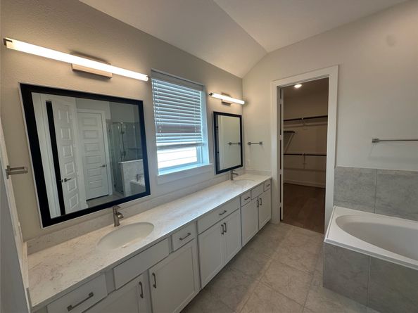 912A W 21st Street, Houston TX 77018