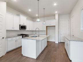 912A W 21st Street, Houston TX 77008