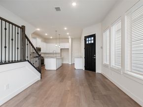 912A W 21st Street, Houston TX 77008