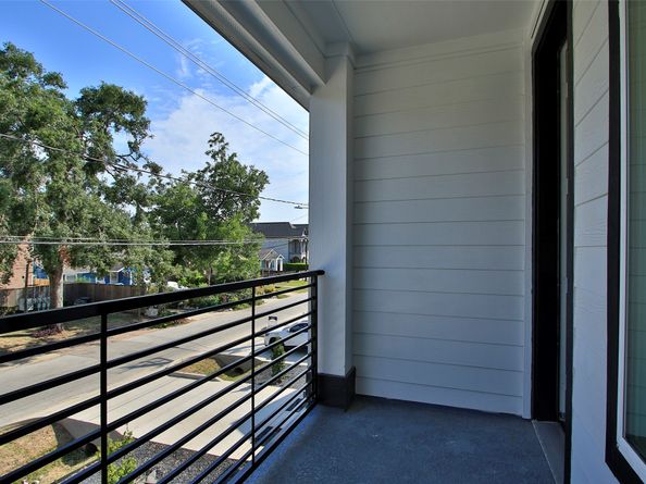 912A W 21st Street, Houston TX 77008