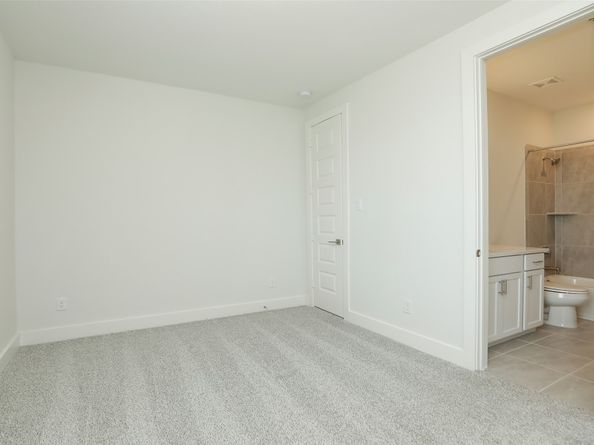 912A W 21st Street, Houston TX 77018