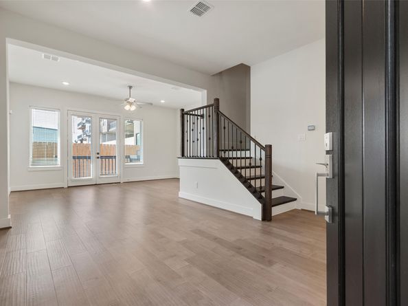 912A W 21st Street, Houston TX 77008