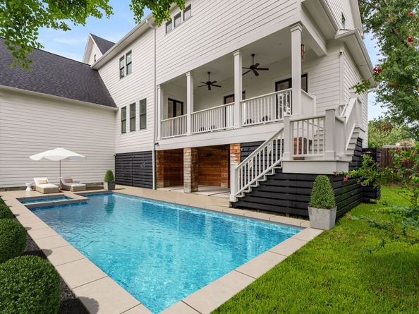 1114 Grovewood Lane, Houston TX 77008