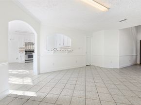 8502 DETROIT Street C, Houston TX 77017