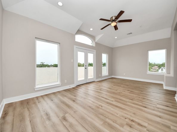 3913 Griggs Road, Houston TX 77021