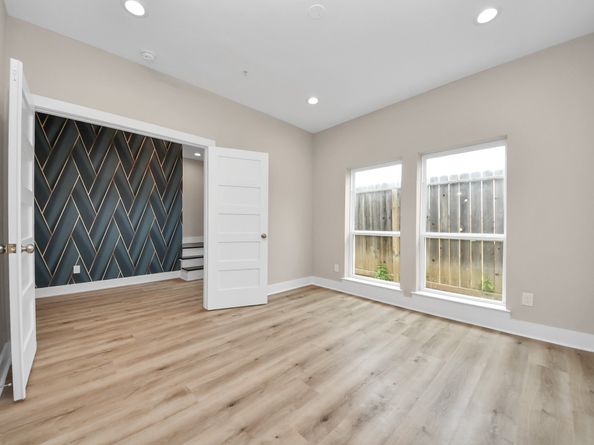 3913 Griggs Road, Houston TX 77021