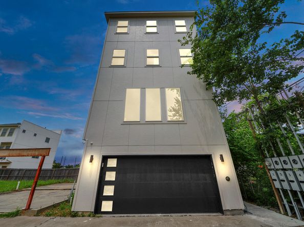 3913 Griggs Road, Houston TX 77021