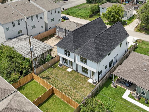 6725 Burkett Street, Houston TX 77021