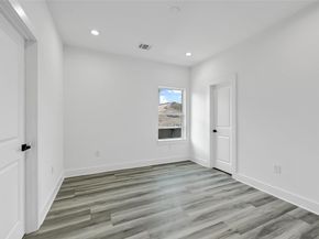 6725 Burkett Street, Houston TX 77021