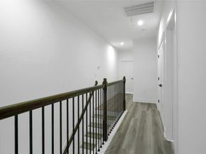 6725 Burkett Street, Houston TX 77021