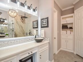 7 Champion Villa Drive, Houston TX 77069