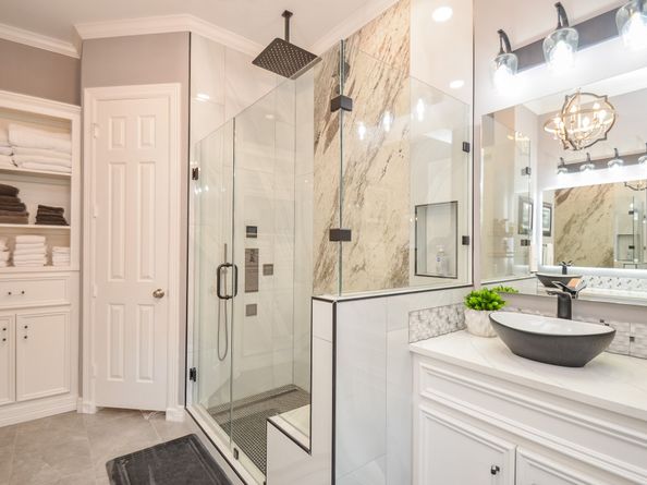 7 Champion Villa Drive, Houston TX 77069