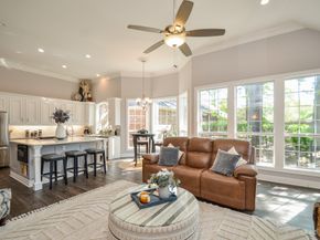 7 Champion Villa Drive, Houston TX 77069