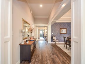 7 Champion Villa Drive, Houston TX 77069