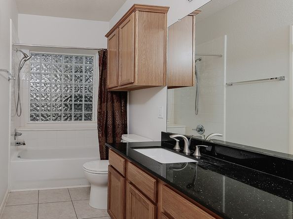 6607 Lake Woodlands Drive 314, The Woodlands TX 77382