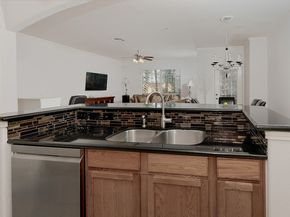 6607 Lake Woodlands Drive 314, The Woodlands TX 77382