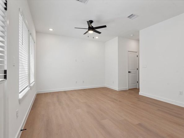 11621 Waldemar Drive, Houston TX 77077