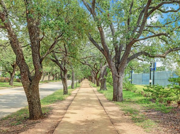 10620 Cascade Ledge Lane, Houston TX 77025