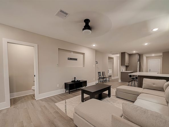 3014 Delia Street, Houston TX 77026