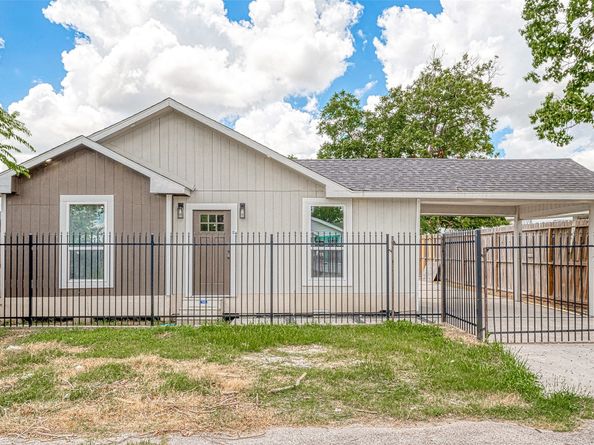 3014 Delia Street, Houston TX 77026