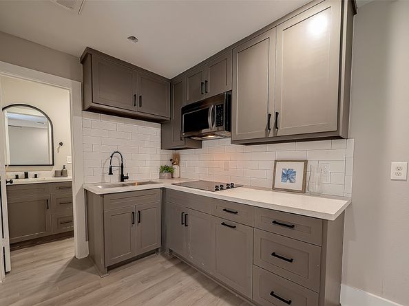 3014 Delia Street, Houston TX 77026