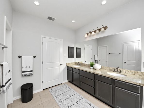 20610 Arrow Falls Lane, Richmond TX 77407