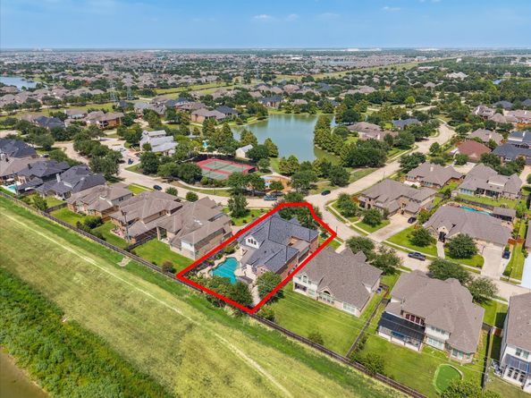 9119 Brownwood Bend Court, Cypress TX 77433