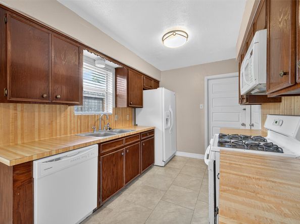 14118 Louan Court, Sugar Land TX 77498