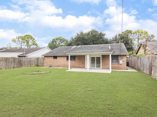 5838 Ludington Drive, Houston TX 77035