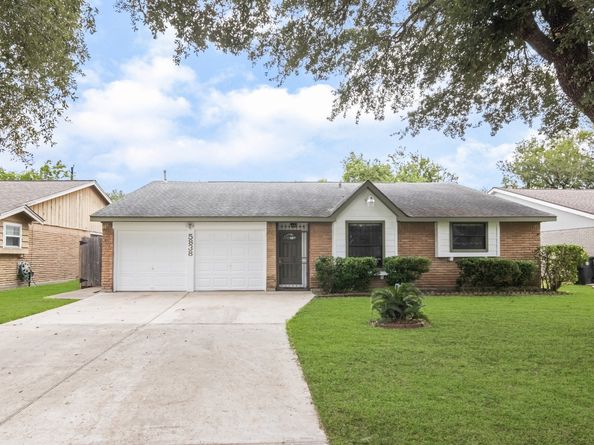 5838 Ludington Drive, Houston TX 77035