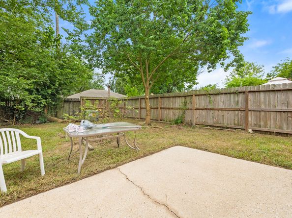 4715 Marburg Court, Houston TX 77066