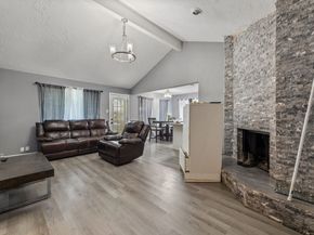 4715 Marburg Court, Houston TX 77066