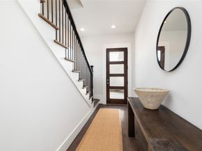 808 Woodcrest Drive A, Houston TX 77018