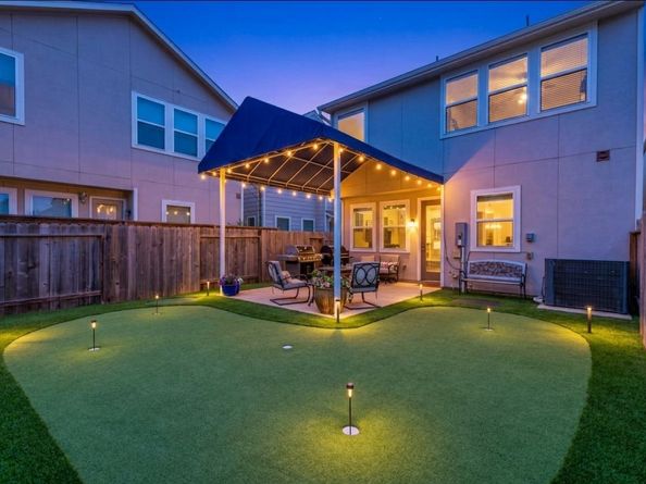9904 Smokehouse Silo Lane, Houston TX 77080