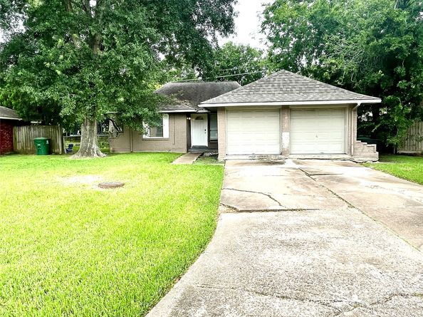 11906 Binghampton Drive, Houston TX 77089