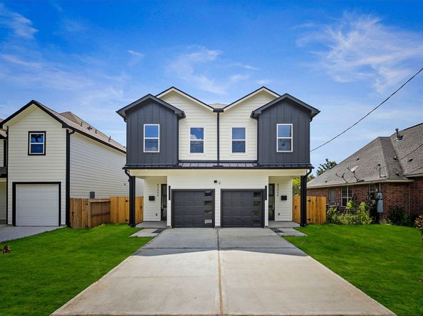 8209 Carver Road A/B, Houston TX 77088