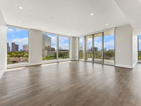 5656 San Felipe Street, Unit 701, Houston TX 77056