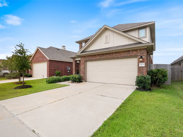 5031 Chestnut Orchard Drive, Houston TX 77066