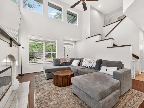 22 Winter Wheat Place, The Woodlands TX 77381