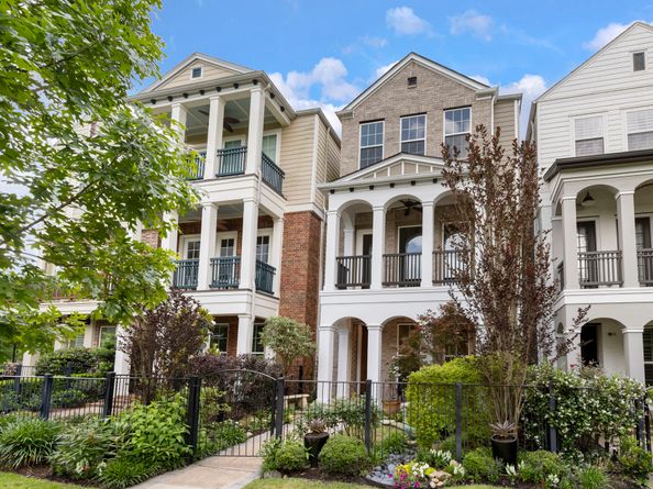 262 Breezy Way, The Woodlands TX 77380