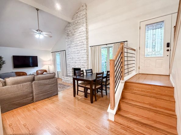 29 Pinewood Forest Court, The Woodlands TX 77381