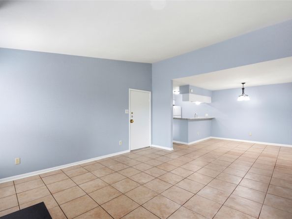 8918 Bissonnet Street 112, Houston TX 77074
