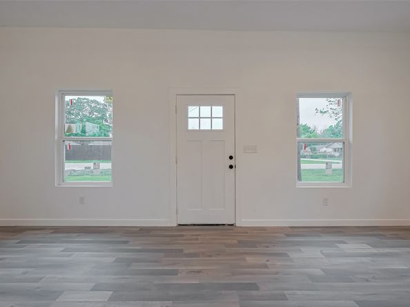 9005 Hilda Street, Houston TX 77033
