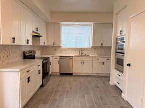 1114 Stoney Hill Drive, Houston TX 77077
