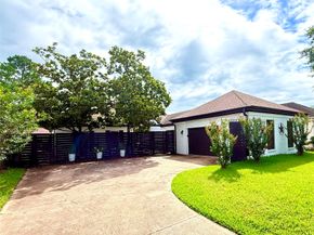 11942 Briar Forest Drive, Houston TX 77077