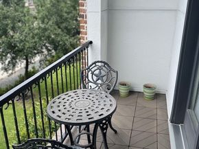2533 Lamar Street, Houston TX 77003