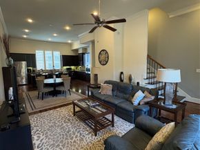 2533 Lamar Street, Houston TX 77003